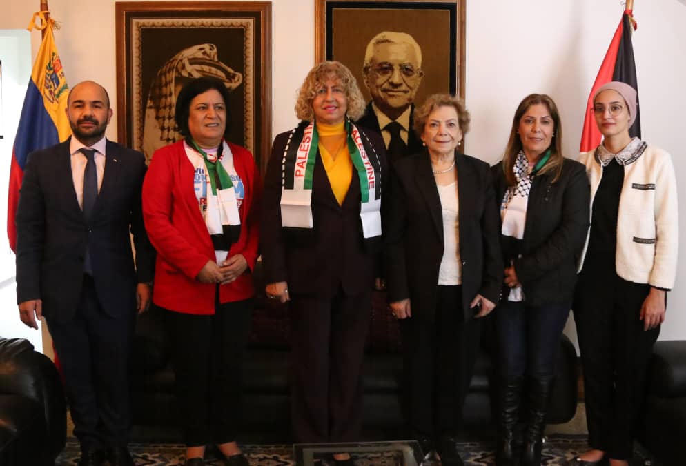 Viceministra Capaya Rodríguez sostiene encuentro con delegadas del Estado de Palestina