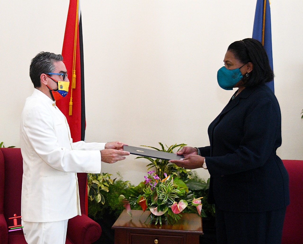 Embajador de Venezuela en Trinidad y Tobago presenta Cartas Credenciales