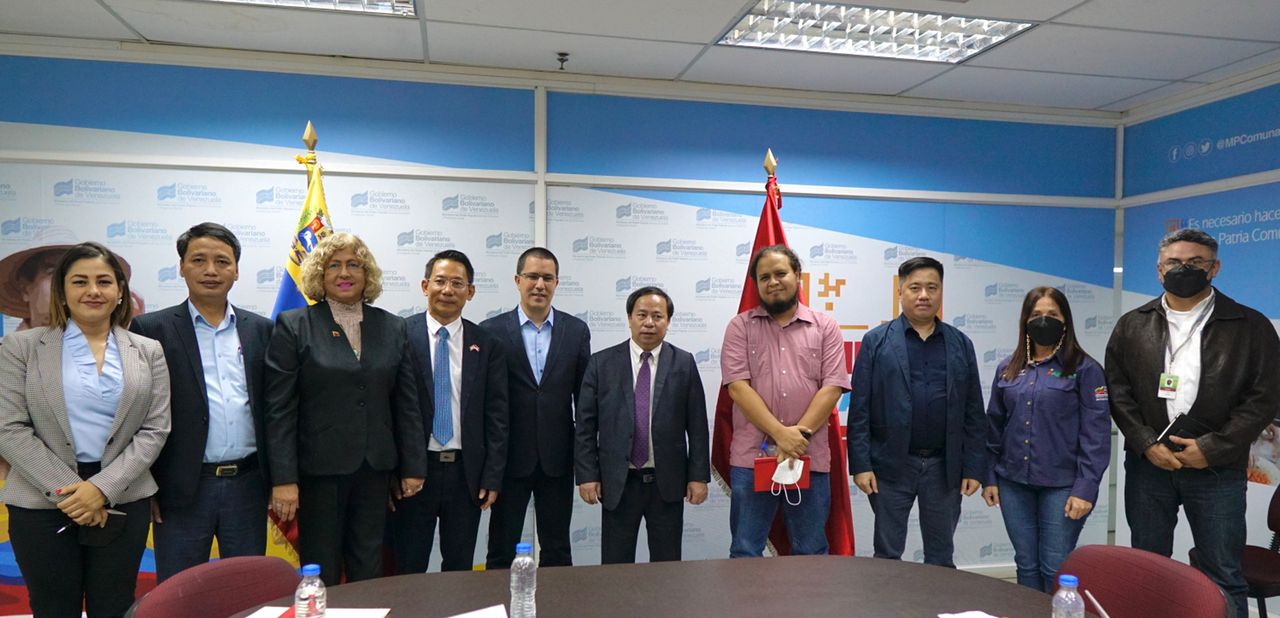 Venezuela y Vietnam afianzan cooperación con proyecto de producción de arroz