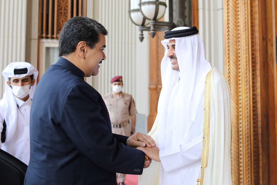 Presidente Maduro es recibido con honores en el Amiri Diwan de Qatar
