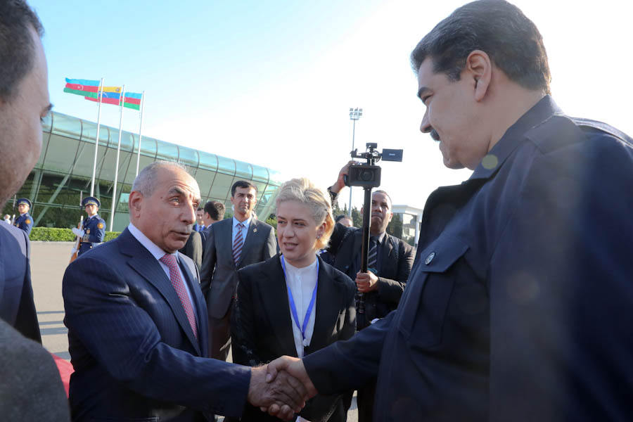 Presidente Maduro inicia visita de trabajo en Azerbaiyán