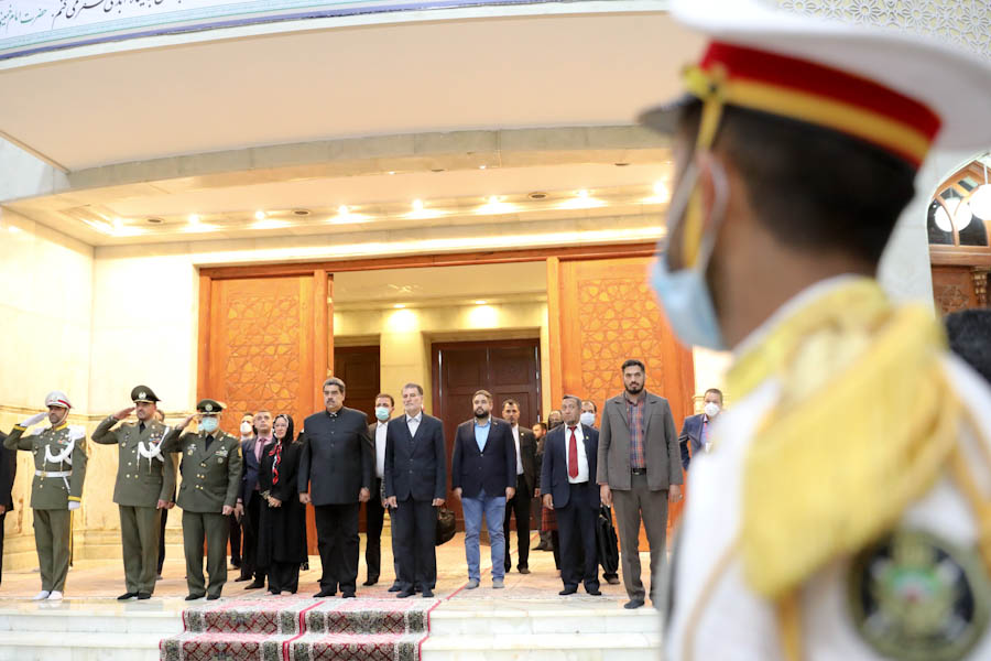 Presidente Maduro visita Mausoleo del Ayatolá Jomeini en Irán