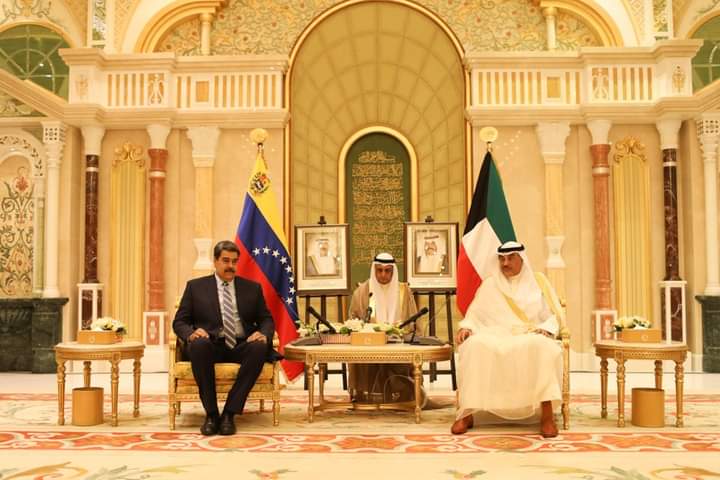 Presidente Maduro es recibido en la Casa Real de Kuwait