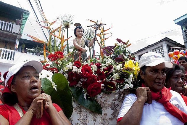 Embajada de Venezuela en Guinea Ecuatorial celebra festividad de San Juan con exposición fotográfica
