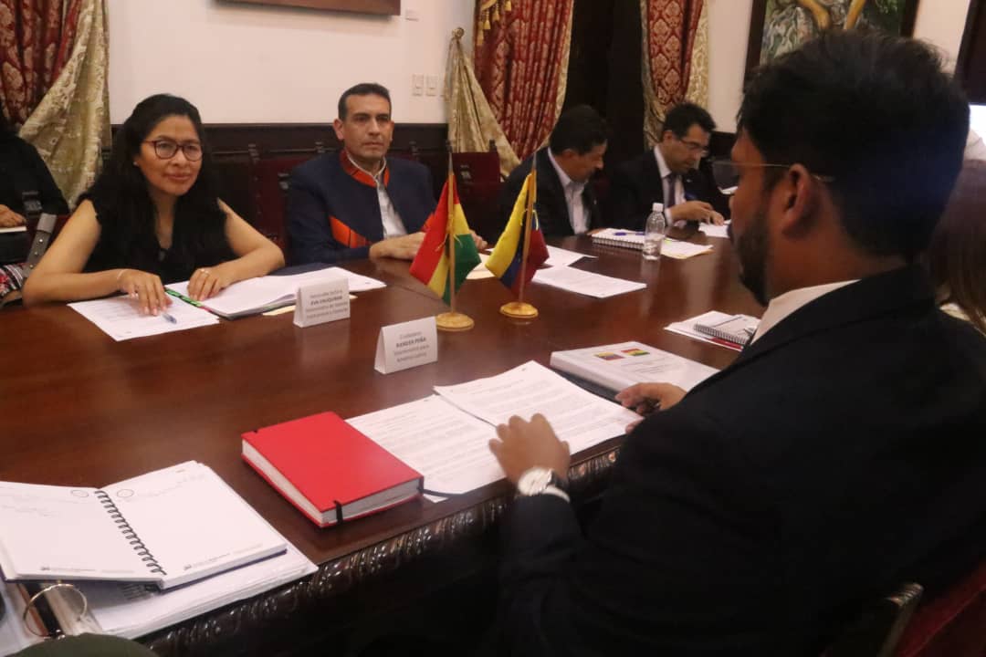 Venezuela y Bolivia instalan Mecanismo de Consultas Consulares