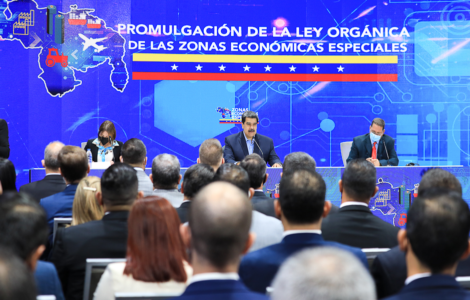 Presidente lidera promulgación de la Ley Orgánica de Zonas Económicas Especiales