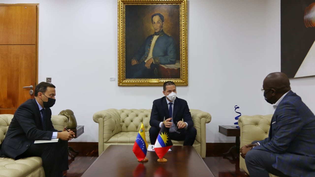 Canciller Faría agradece a Antigua y Barbuda apoyo en la solicitud de levantar sanciones a Venezuela aprobada por la Caricom