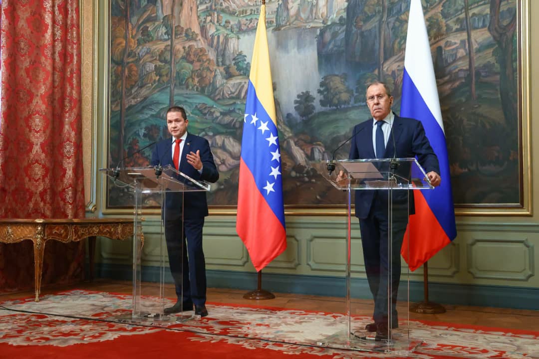 Venezuela y Rusia reiteran intención de profundizar cooperación en transporte y tecnología espacial