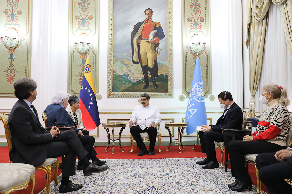 Presidente Maduro recibe al Secretario de Asuntos Humanitarios de la ONU en Miraflores