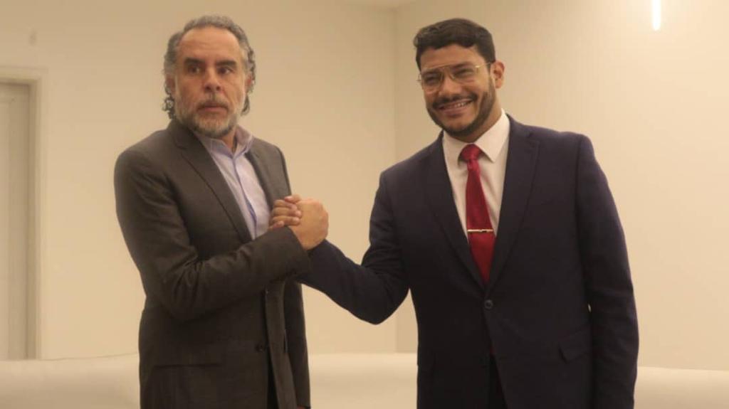 Embajador designado de Colombia arriba a Caracas para restablecer vínculos de cooperación