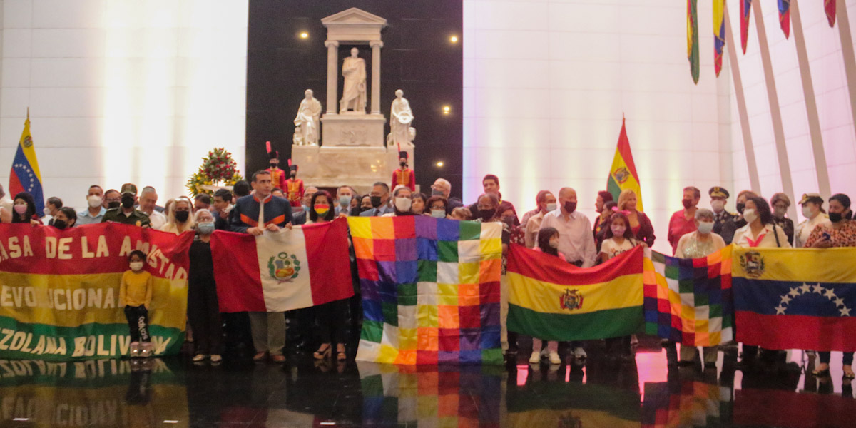 Embajada de Bolivia en Caracas conmemora 197° aniversario de la independencia de su país