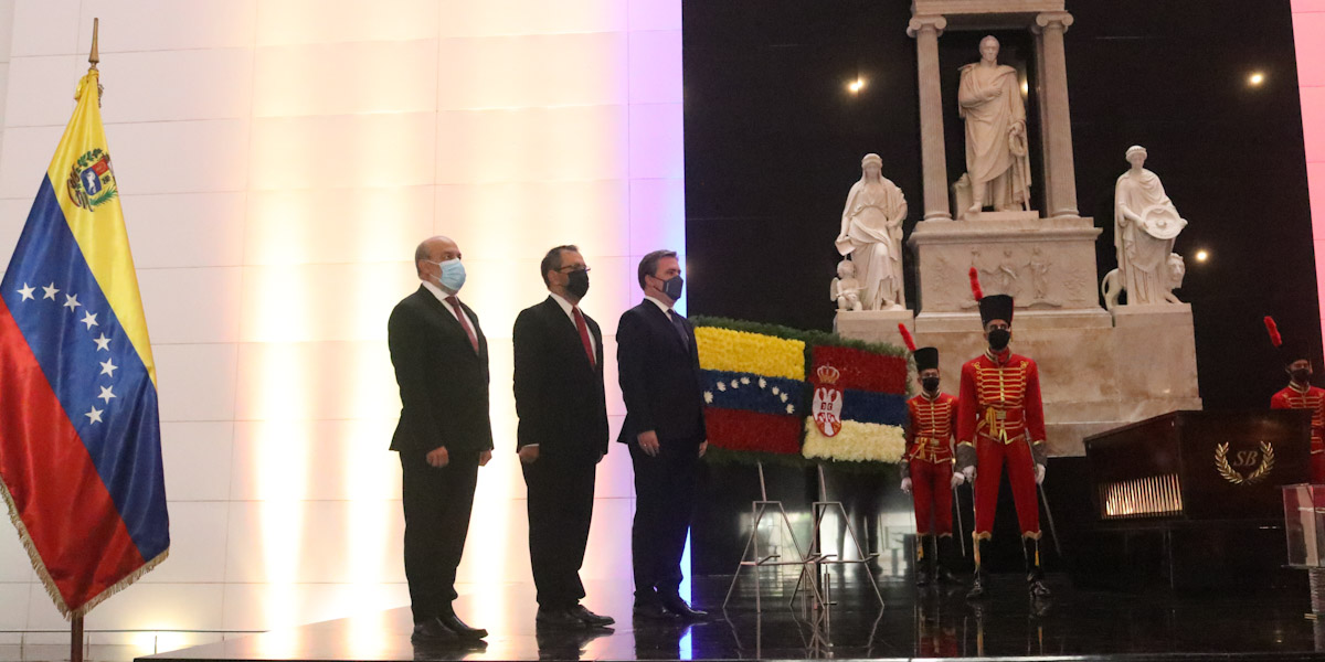 Venezuela y Serbia rinden honores al Libertador Simón Bolívar con motivo del 140° aniversario de relaciones diplomáticas