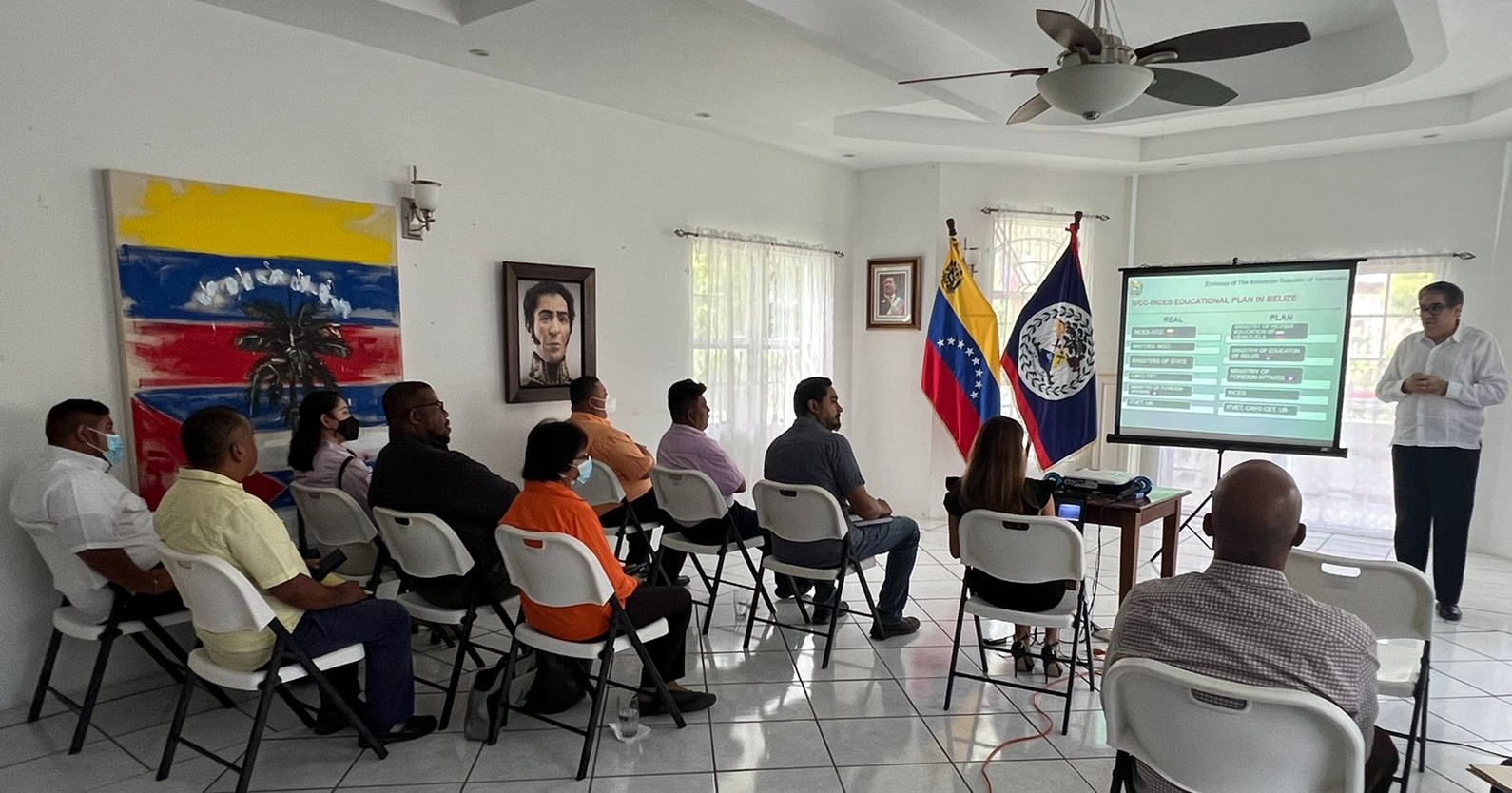 Venezuela presenta Plan de Cooperación en Educación con Belice
