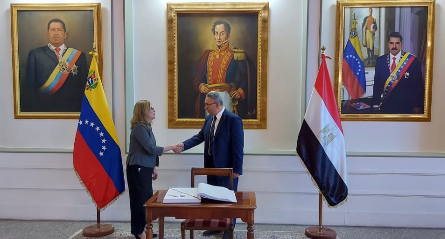Arriba a Caracas nuevo Embajador egipcio designado en Venezuela