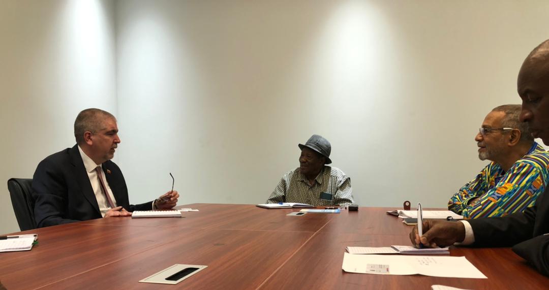 Viceministro Pimentel se reúne en Tanzania con directivos de la Fundación «Mwalimu Julius Nyerere»