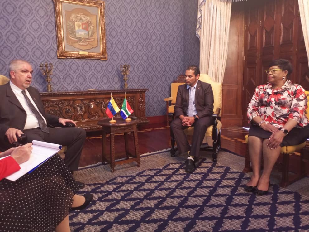 Venezuela y Sudáfrica afianzan relaciones diplomáticas