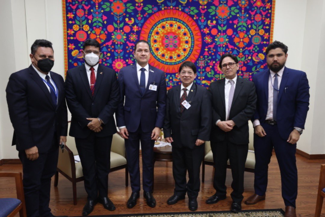 Diplomáticos de Venezuela y Nicaragua fortalecen histórica relación de amistad