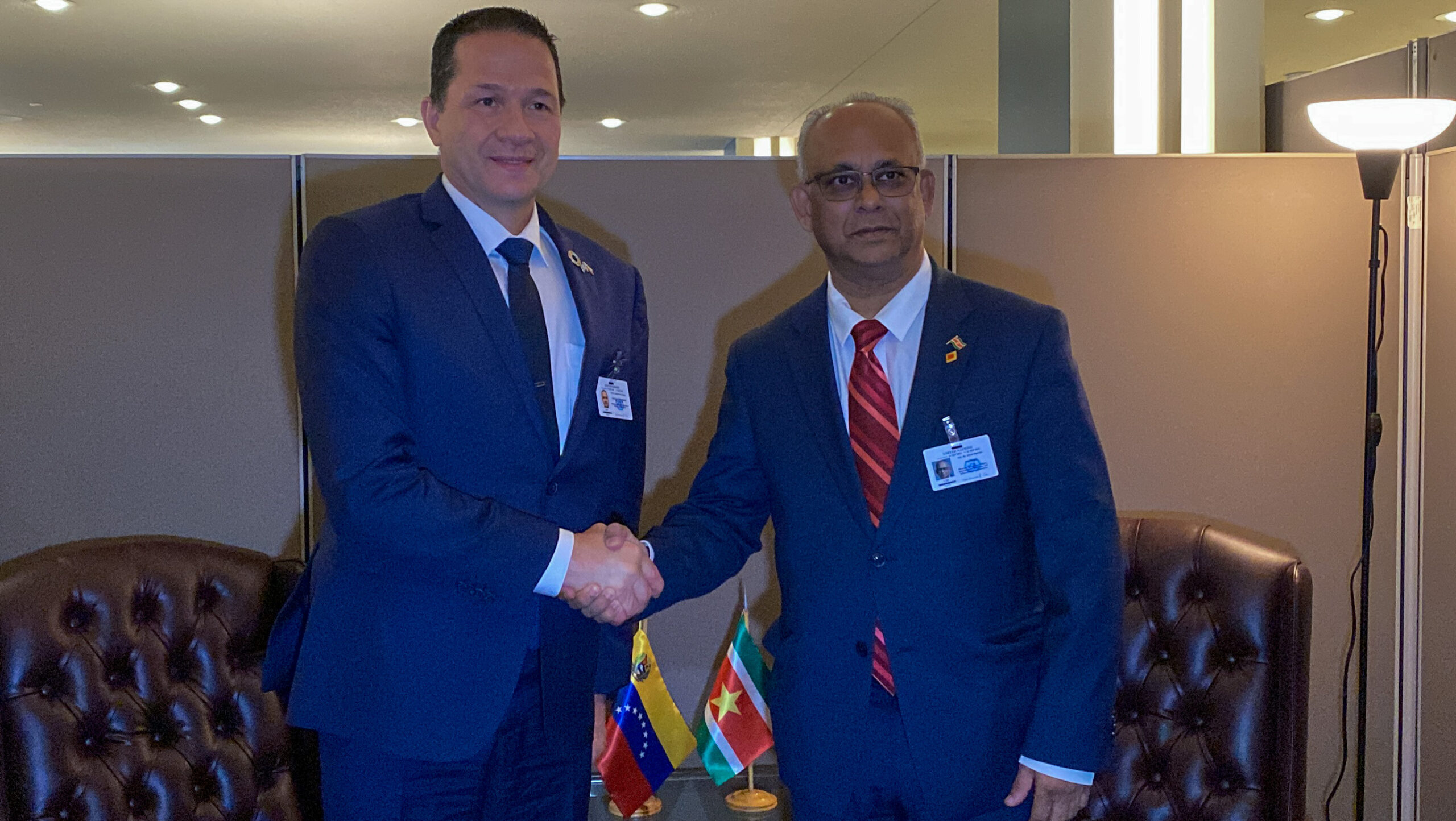 Venezuela y Surinam revisan agenda de cooperación bilateral en ONU