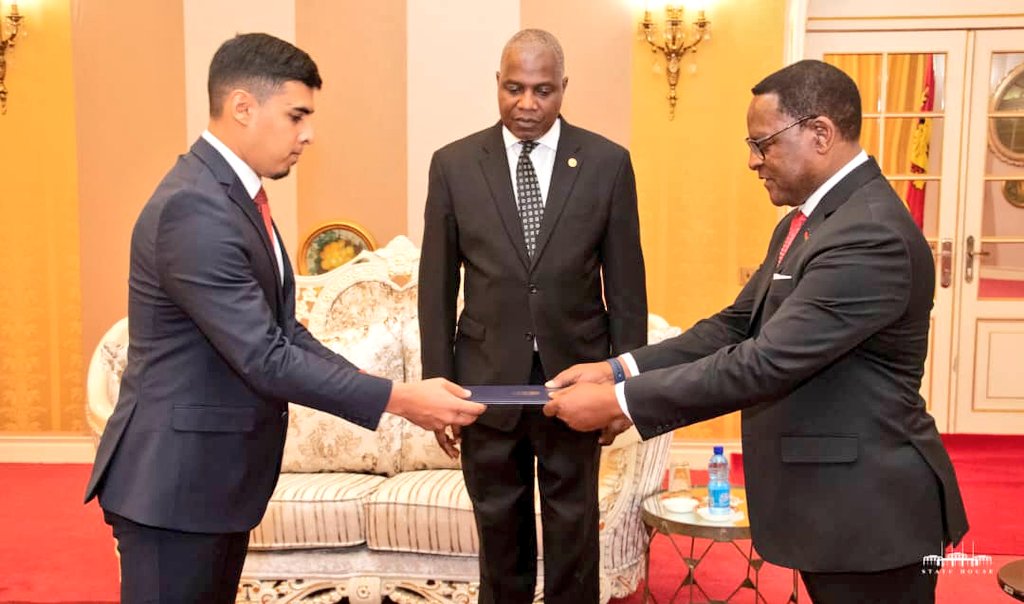 Embajador venezolano entrega Cartas Credenciales al Presidente de Malawi