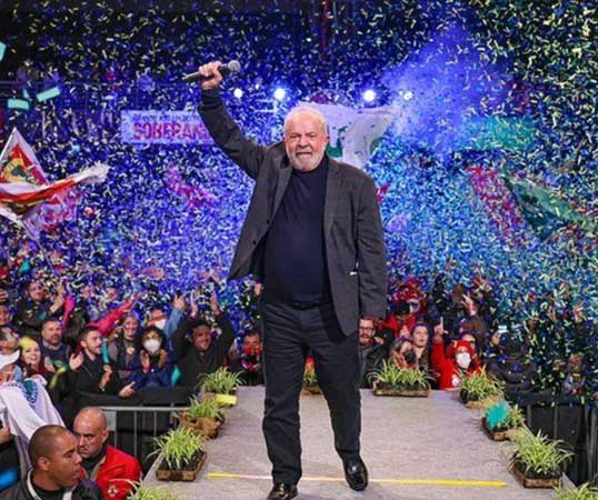 Presidente Maduro celebra victoria de Lula en elecciones de Brasil