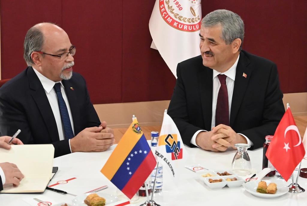 Presidentes de Consejos Electorales de Venezuela y Türkiye firman memorándum de entendimiento en Ankara