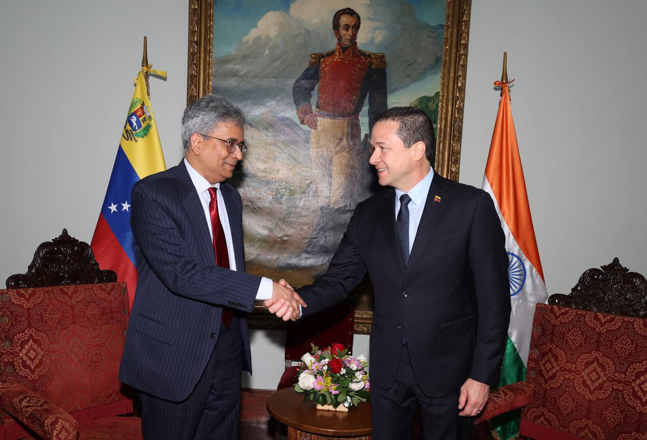 Canciller Carlos Faría se reunió con el Secretario de Asuntos Exteriores de India para fortalecer lazos de cooperación