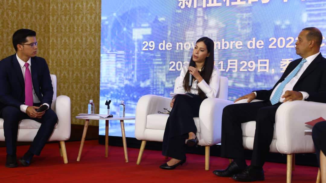 Andreína Tarazón: “Se habla de una nueva era en China y una nueva época en Venezuela”
