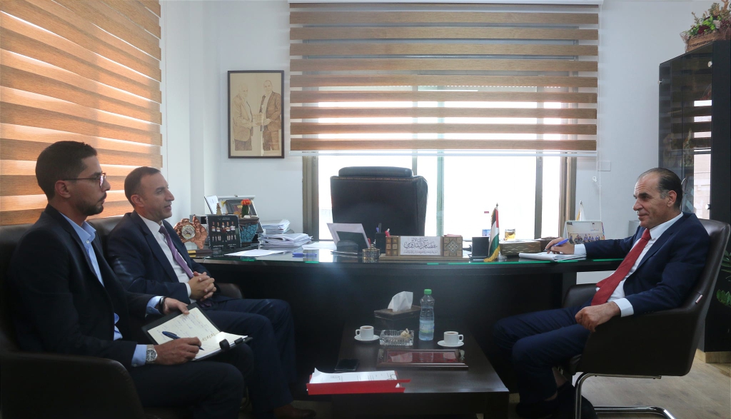 Embajador de Venezuela en Palestina se reúne con Ministro del Consejo Supremo para la Juventud y el Deporte
