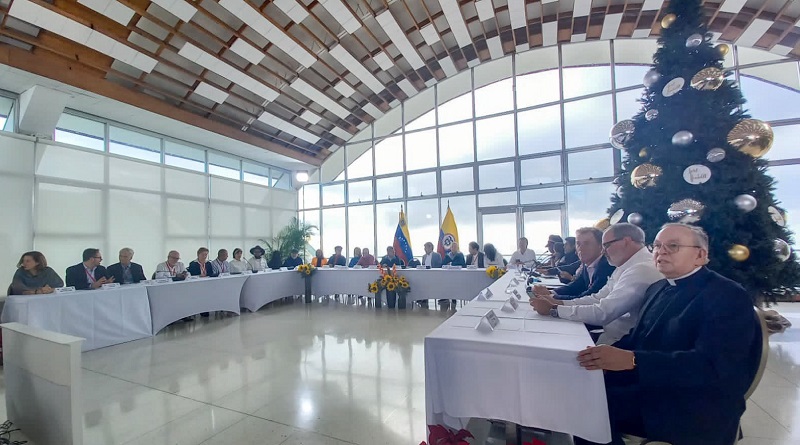 Culmina el primer ciclo de conversaciones de paz entre el Gobierno de Colombia y el ELN