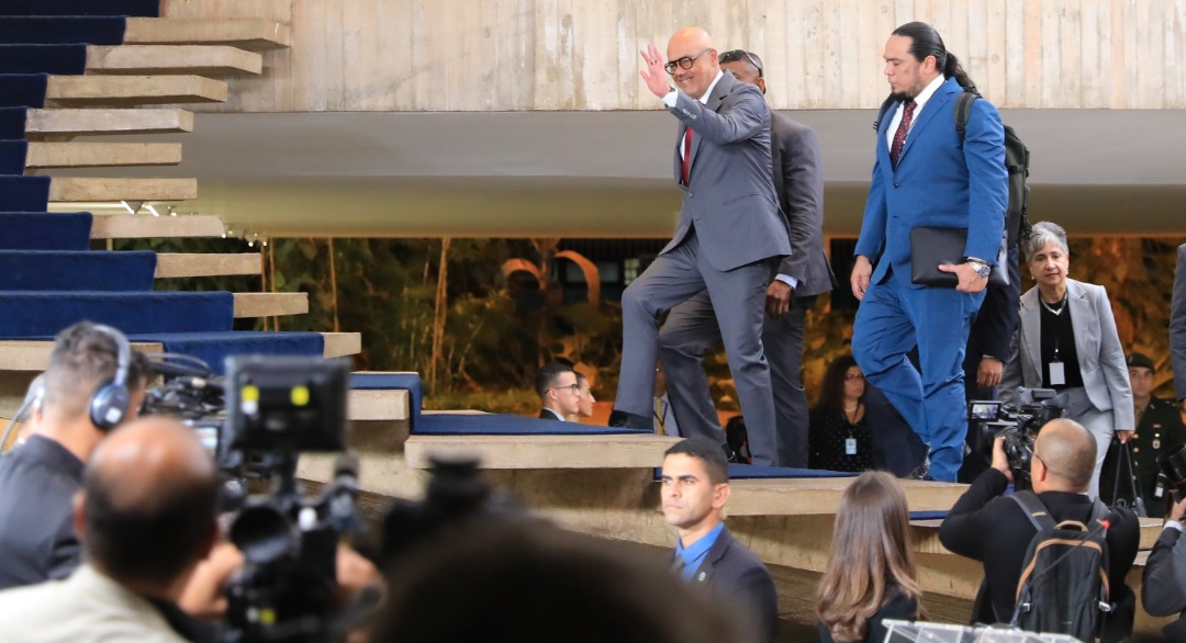 Delegación venezolana acompaña actos por la toma de posesión de Lula