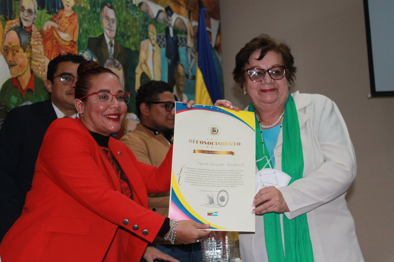 Venezuela y Honduras celebran primer aniversario del restablecimiento de relaciones diplomáticas