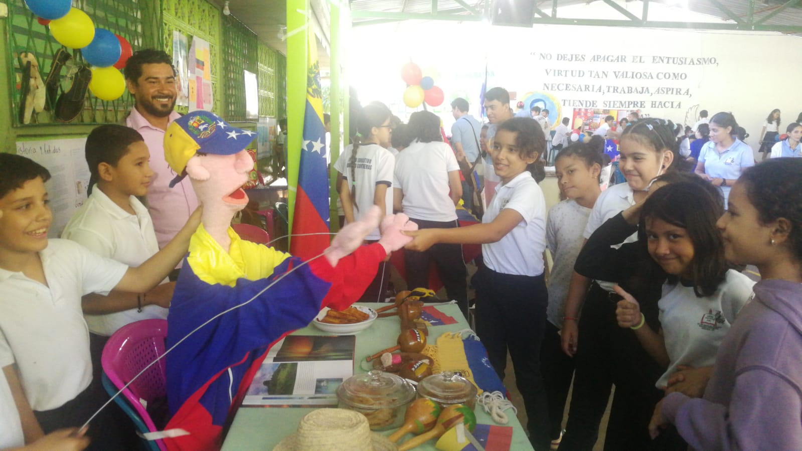 Venezuela participa en jornada científica escolar organizada en Nicaragua