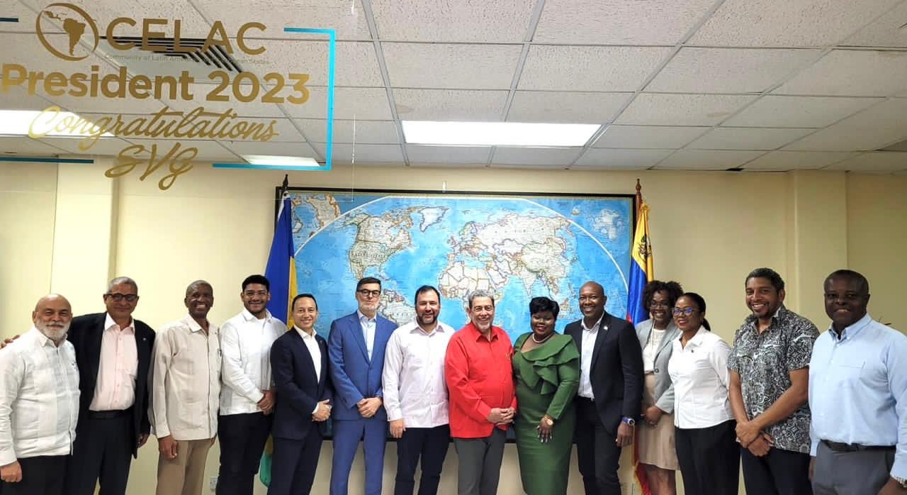 Canciller Yván Gil participa en reunión de coordinación CELAC-ALBA en San Vicente y las Granadinas