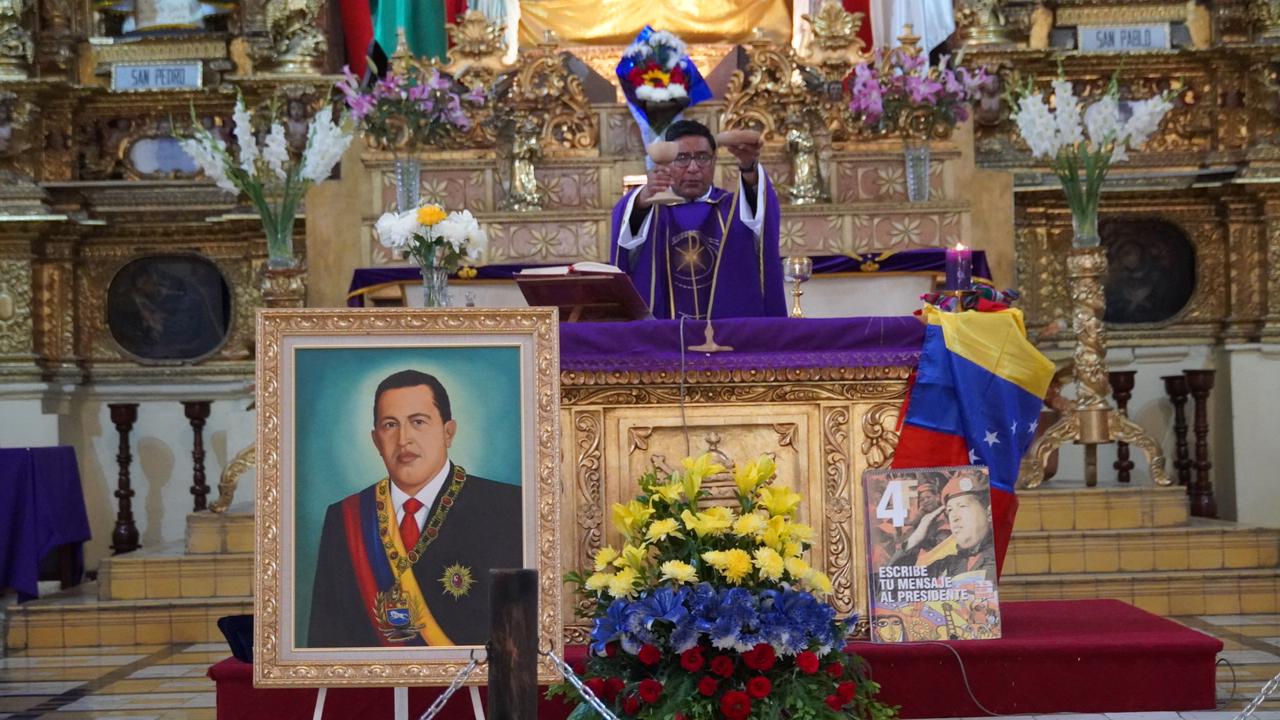 Bolivia conmemora 10 años de la siembra del Comandante Chávez con actos litúrgicos