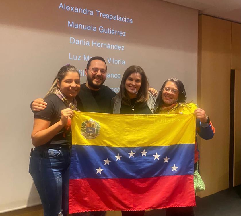 Embajada de Venezuela en Francia proyecta documental “Nostálgicas del futuro”