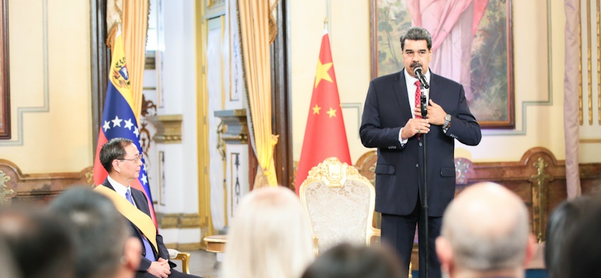 Alianza China – Venezuela es ejemplo para el mundo
