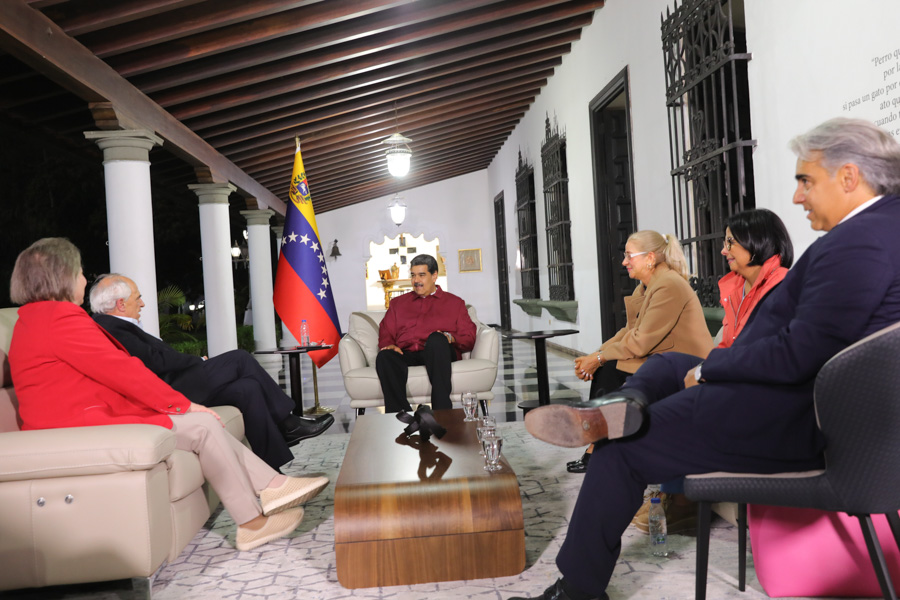 Presidente Maduro se reúne con el expresidente de Colombia Ernesto Samper