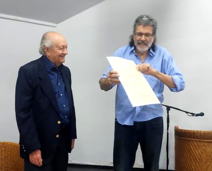 Premio de Poesía «José Lezama Lima» honra obra del escritor venezolano Gustavo Pereira