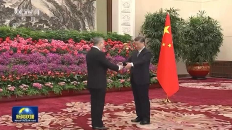 Embajador Giuseppe Yoffreda entrega Cartas Credenciales al Presidente de China Xi Jinping