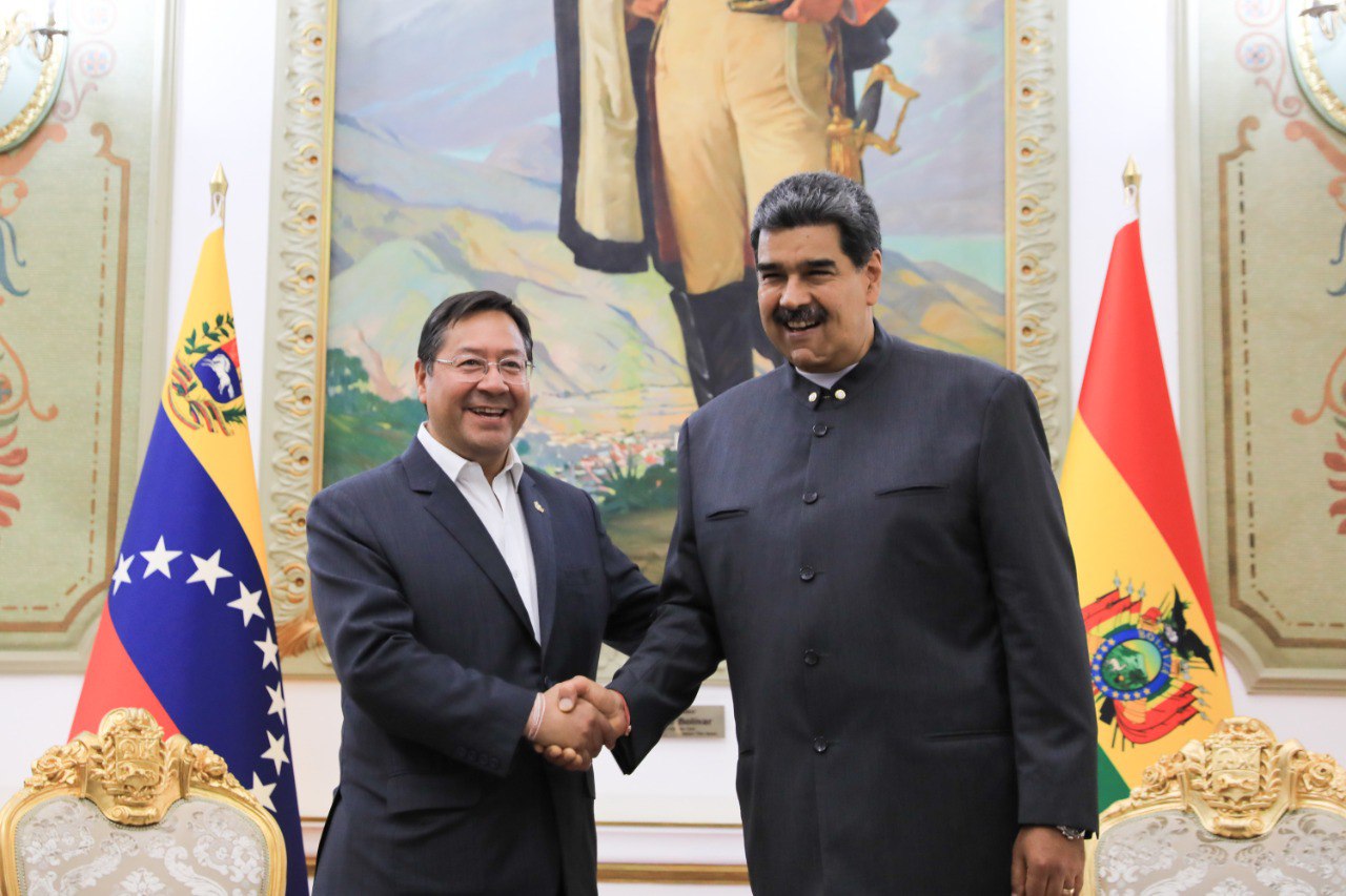 Presidente Maduro recibe a su par boliviano en el Palacio de Miraflores