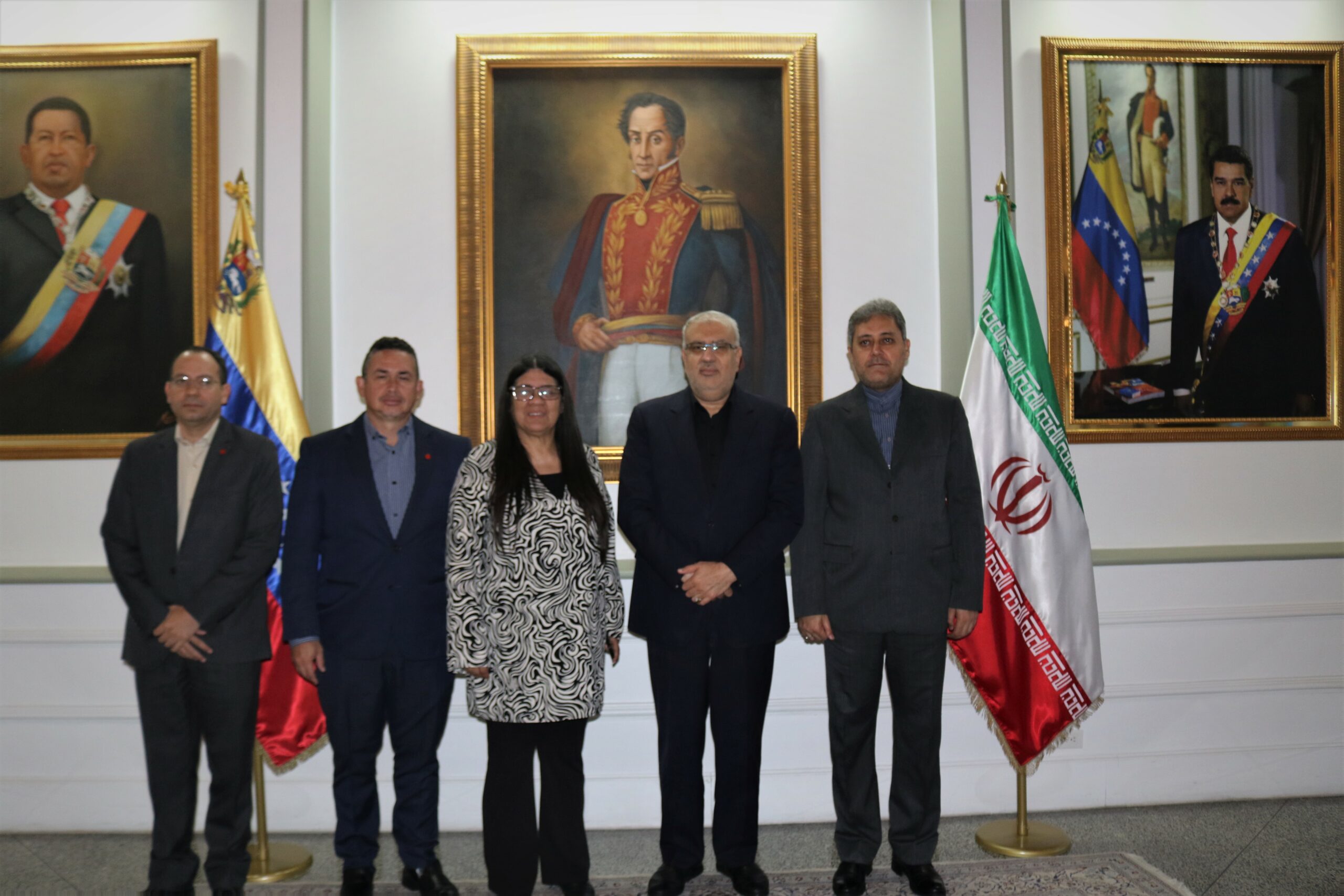 Arriba a Venezuela Ministro de Petróleo iraní para fortalecer cooperación energética