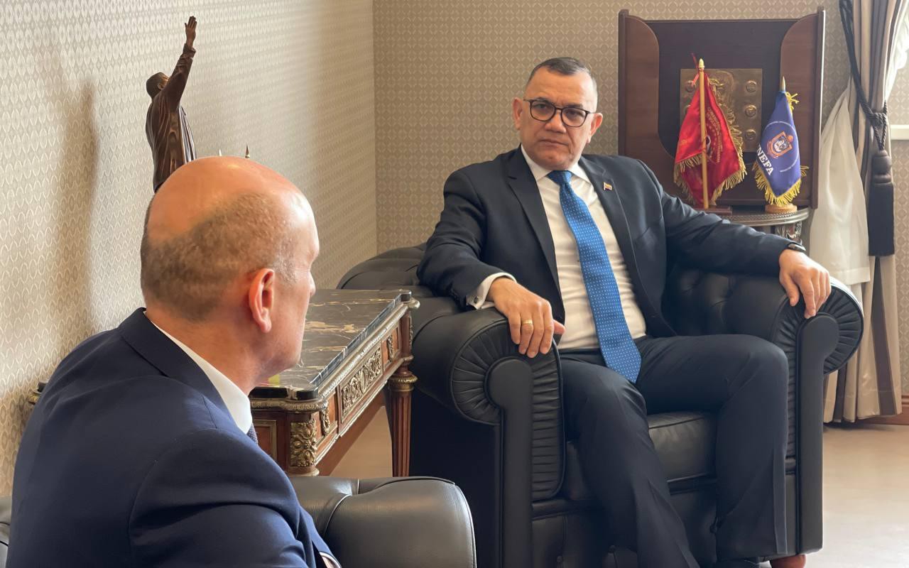 Canciller de Osetia del Sur visita Embajada de Venezuela en Moscú
