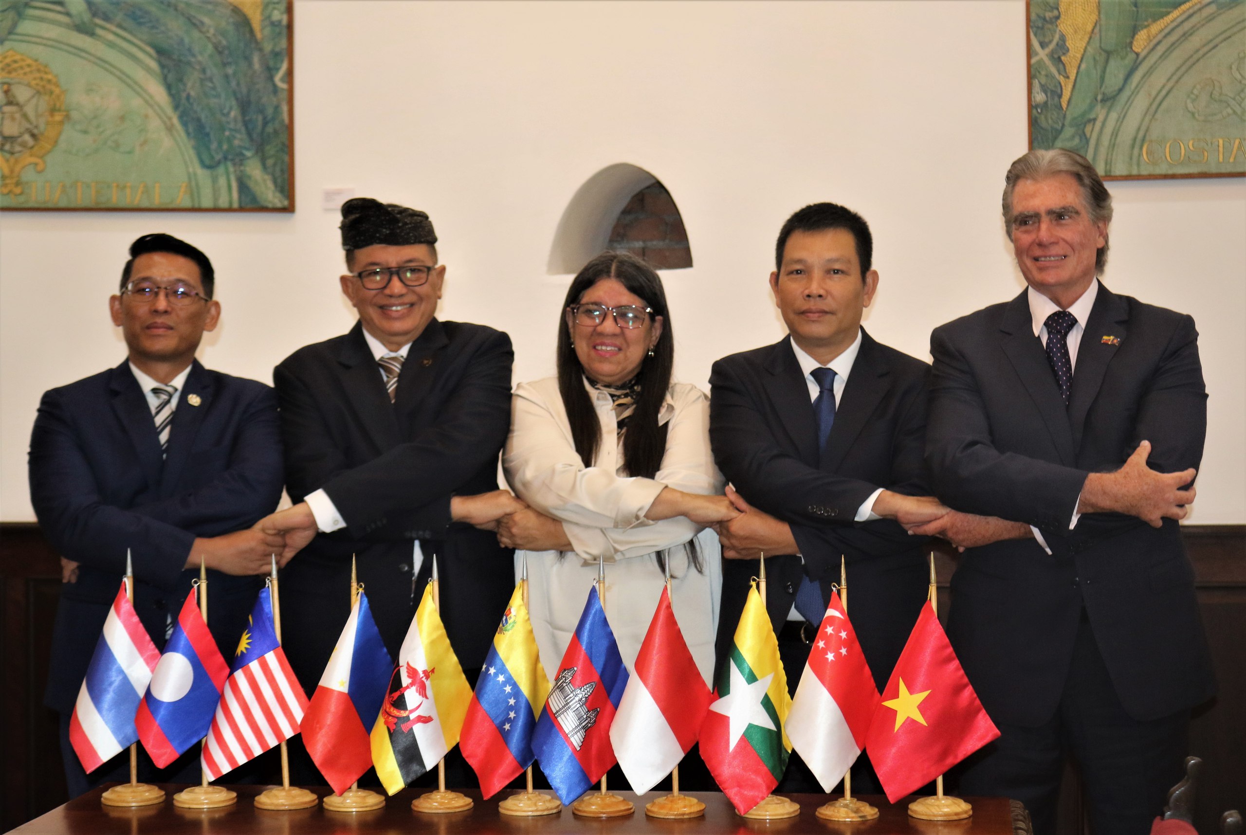 Venezuela y la ASEAN afianzan relaciones estratégicas e impulsan acercamiento interregional