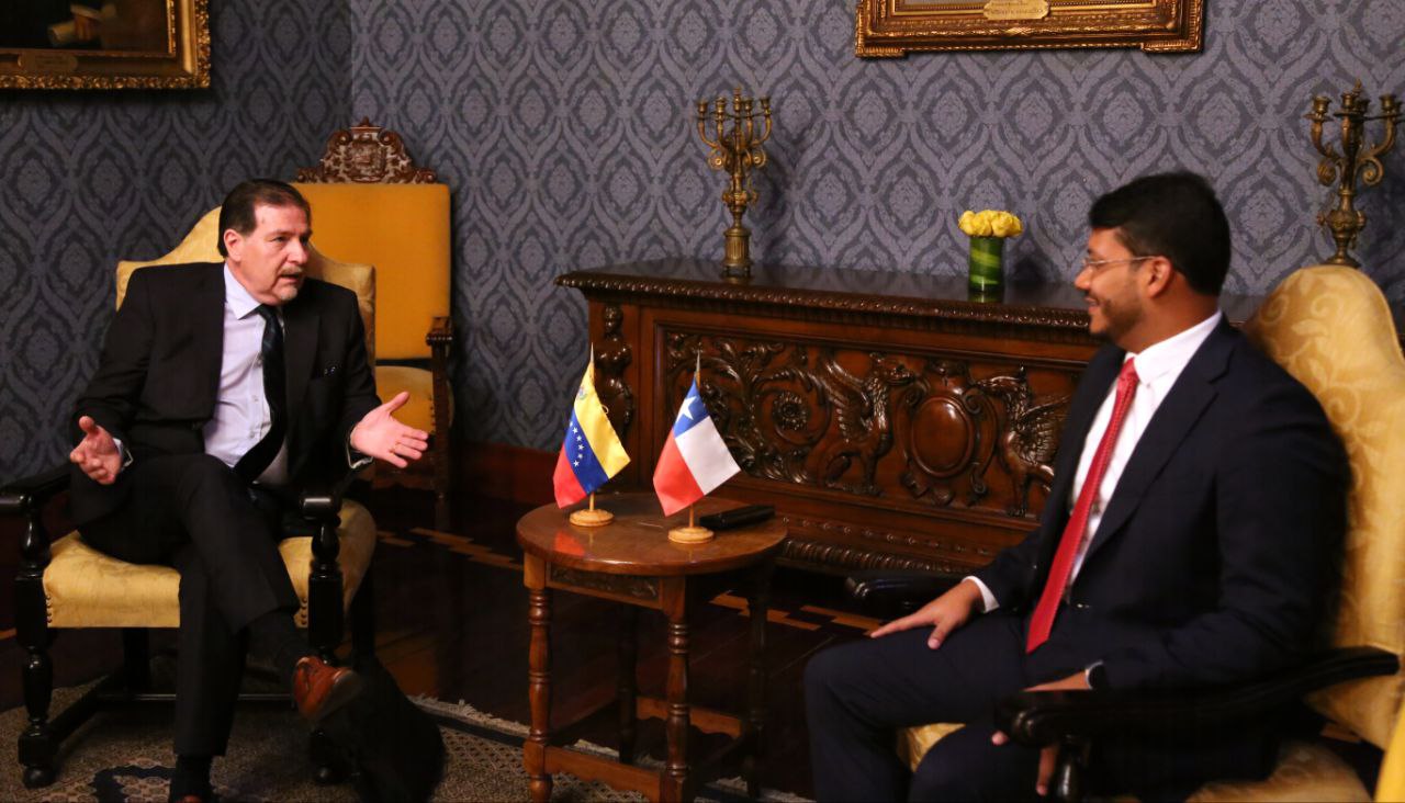 Venezuela y Chile impulsan relacionamiento y cooperación bilateral
