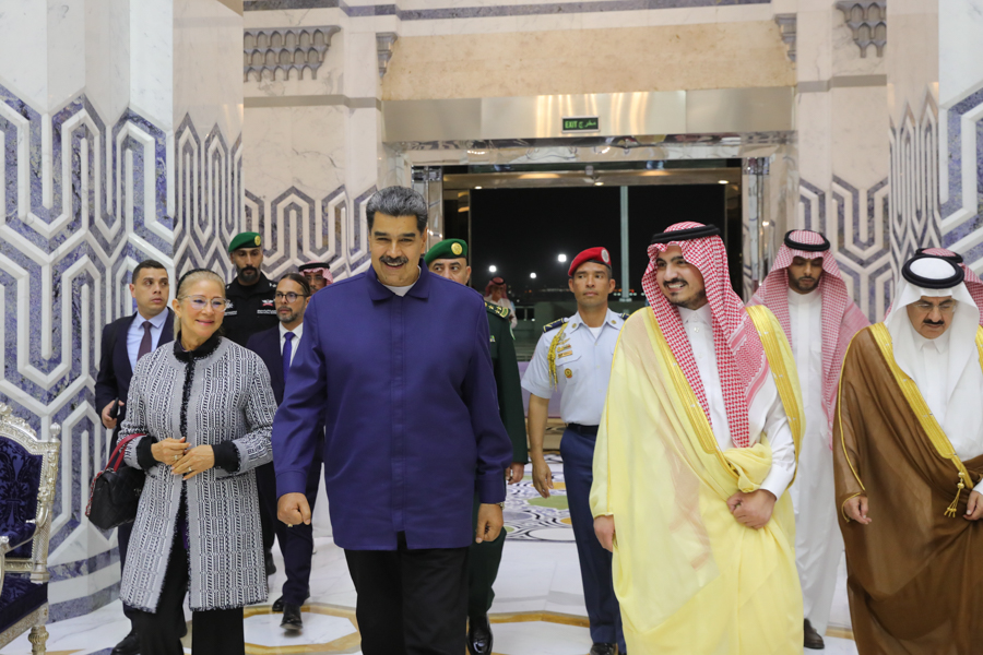 Presidente Maduro inicia visita oficial en Arabia Saudita