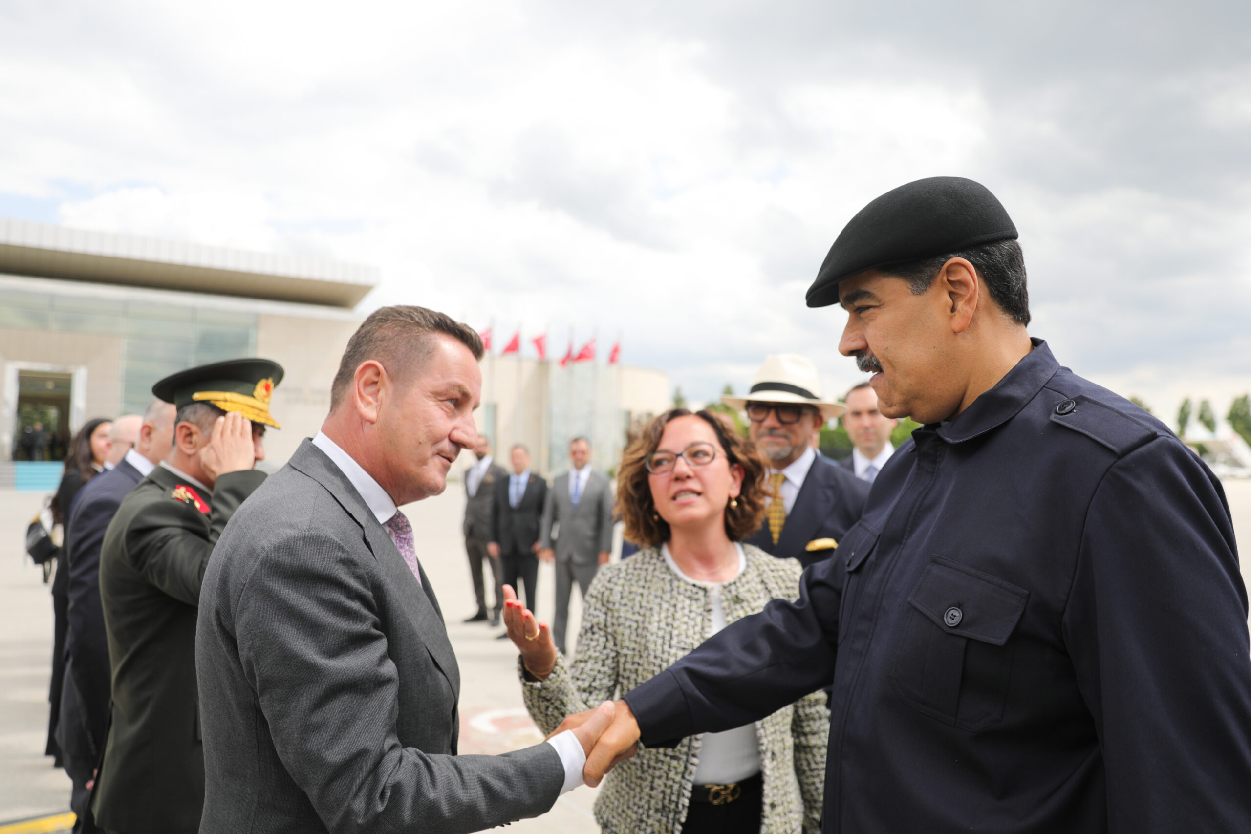 Presidente Maduro arribó a Ankara capital de Türkiye