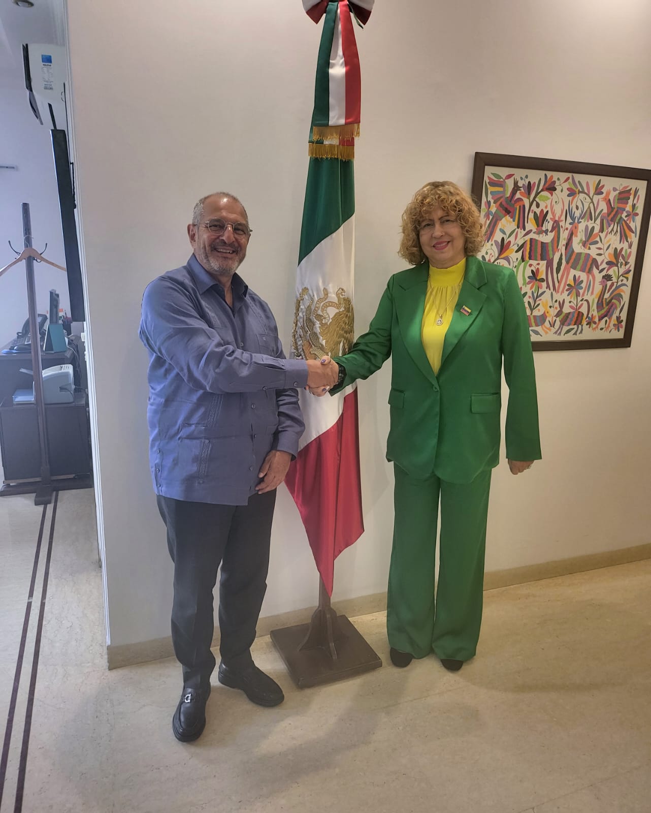 Embajadora de Venezuela en India  sostiene encuentro con representante de Grulac
