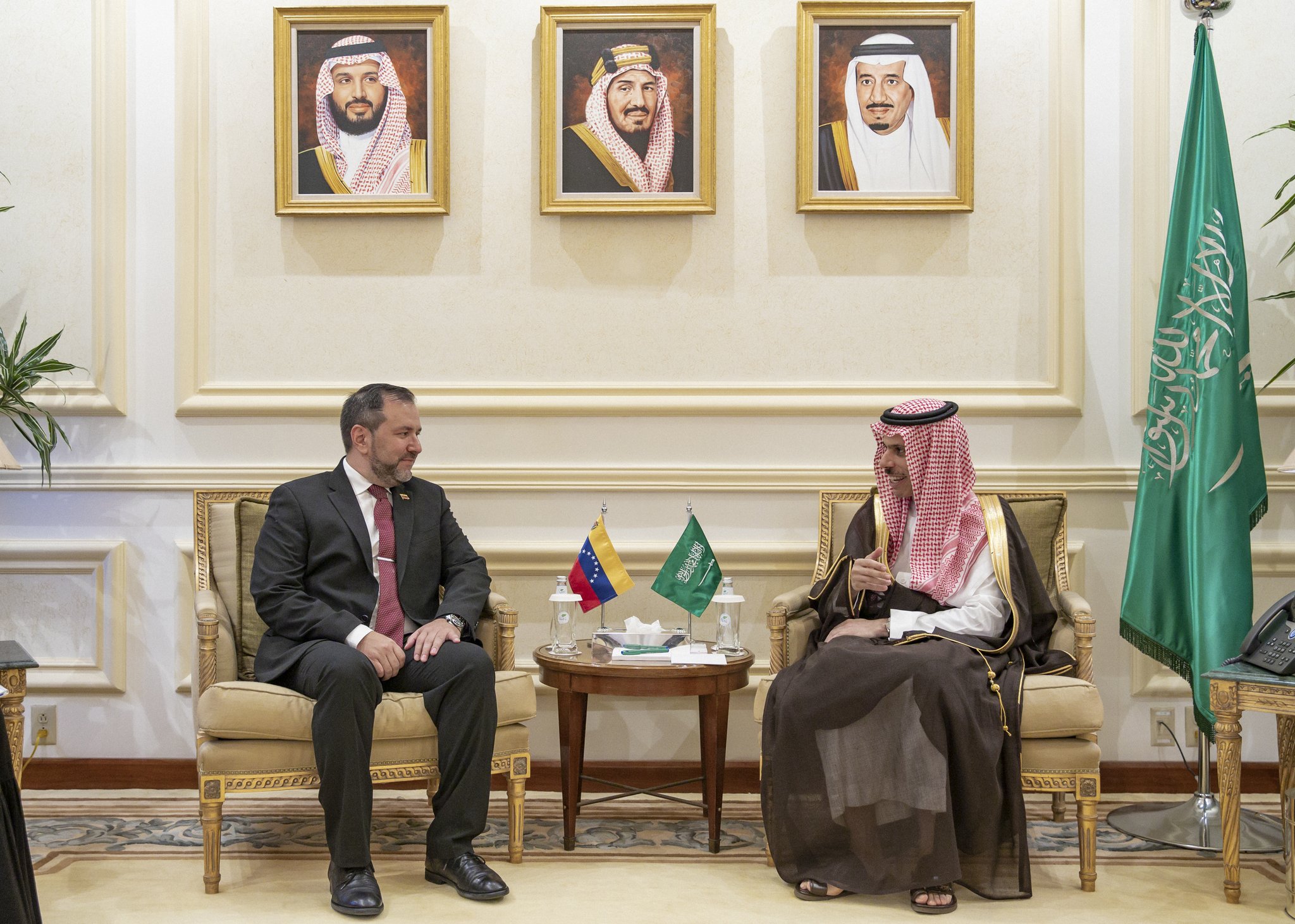 Venezuela y Arabia Saudita fortalecen vínculos diplomáticos