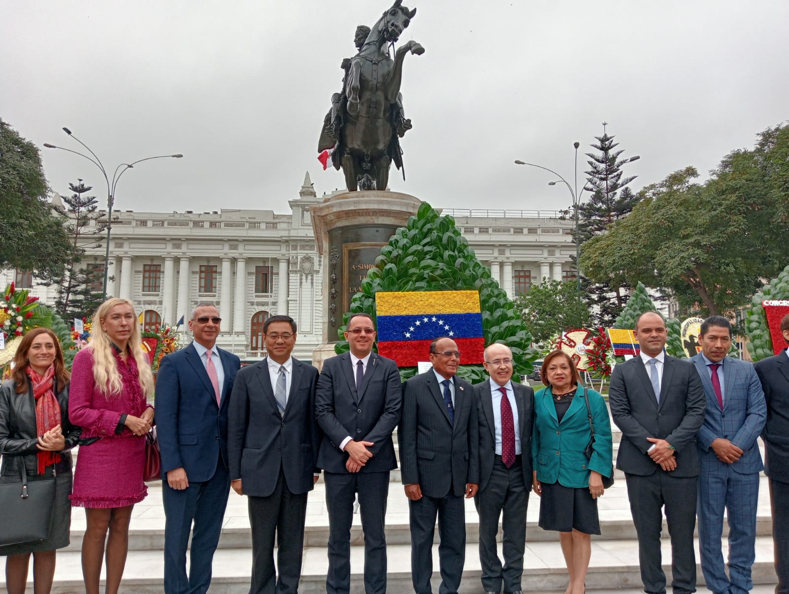 Embajada de Venezuela conmemora en Congreso de Perú el 212° aniversario de la firma del Acta de la Independencia