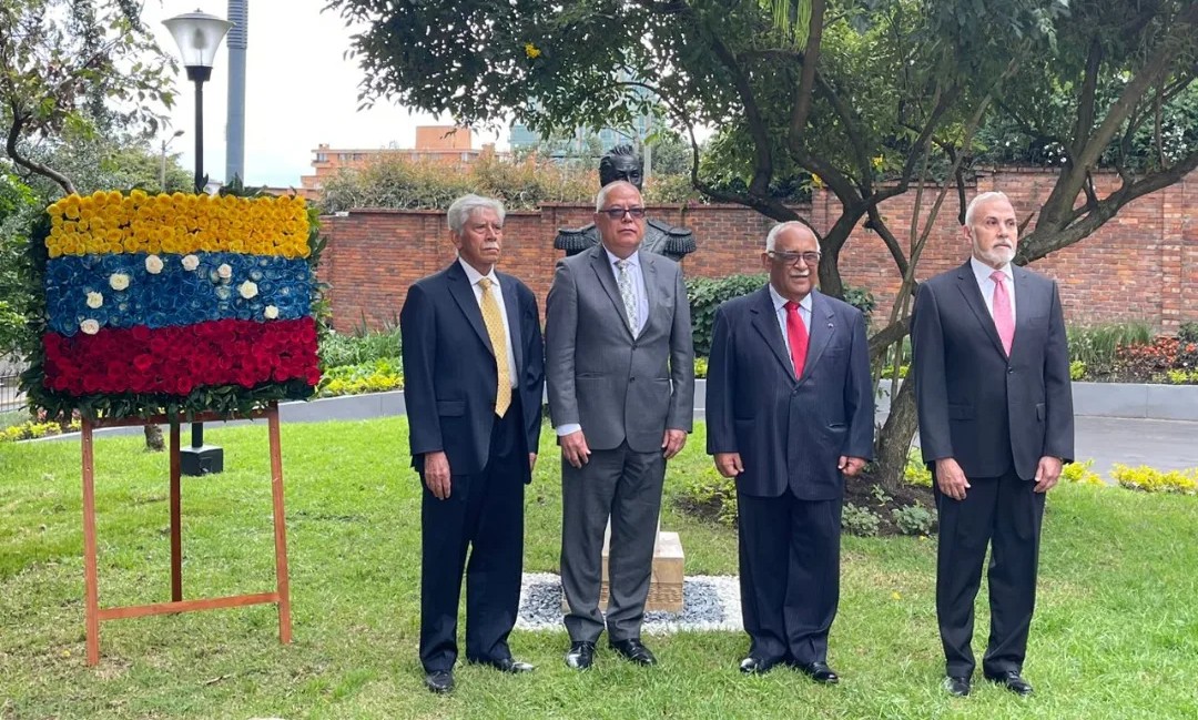 Embajada de Venezuela en Colombia celebra 212 años de la independencia